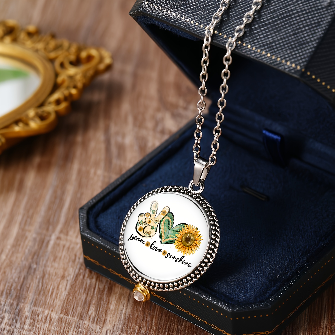 3pcs Classic Jewelry Set with Round Glass Bases